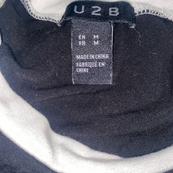U2B black and white sleeved crop top in good condition. (Worn: 0) - Picture 2 of 3